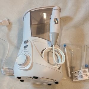 Waterpik Water Flosser 600 Series